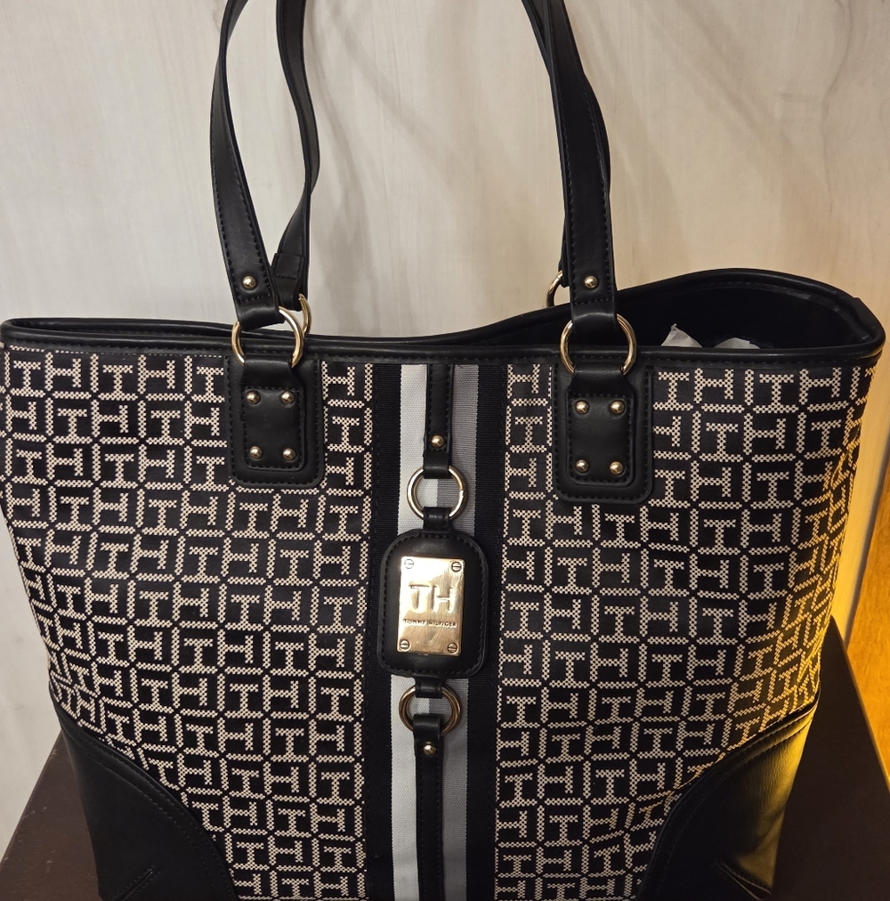 New Tommy Hilfiger Tote Bag